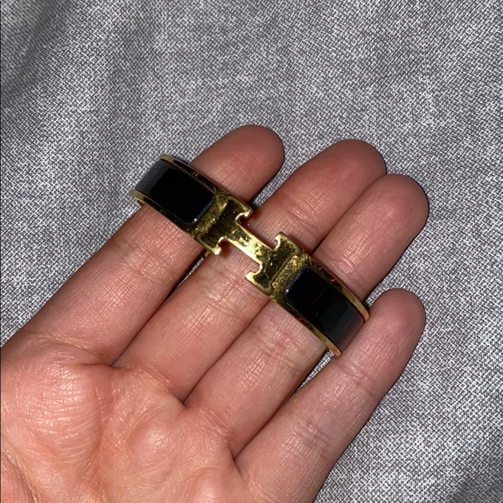 Authentic Hermès small H bracelet
